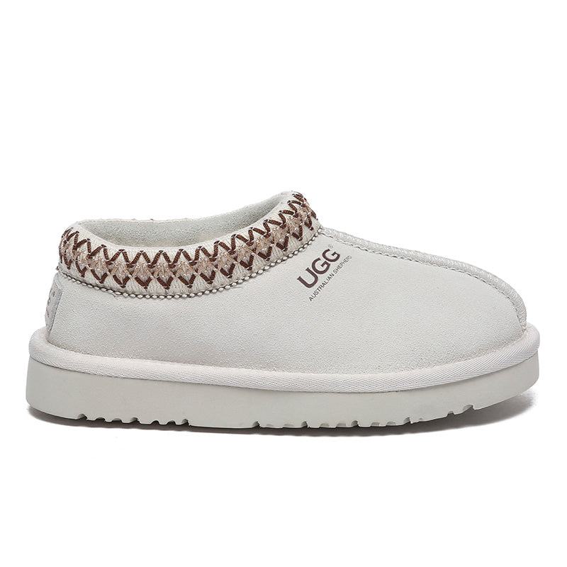 Kids' UGG slippers by EverUgg featuring soft, cozy footwear with plush lining and slip-on design for comfort and warmth.