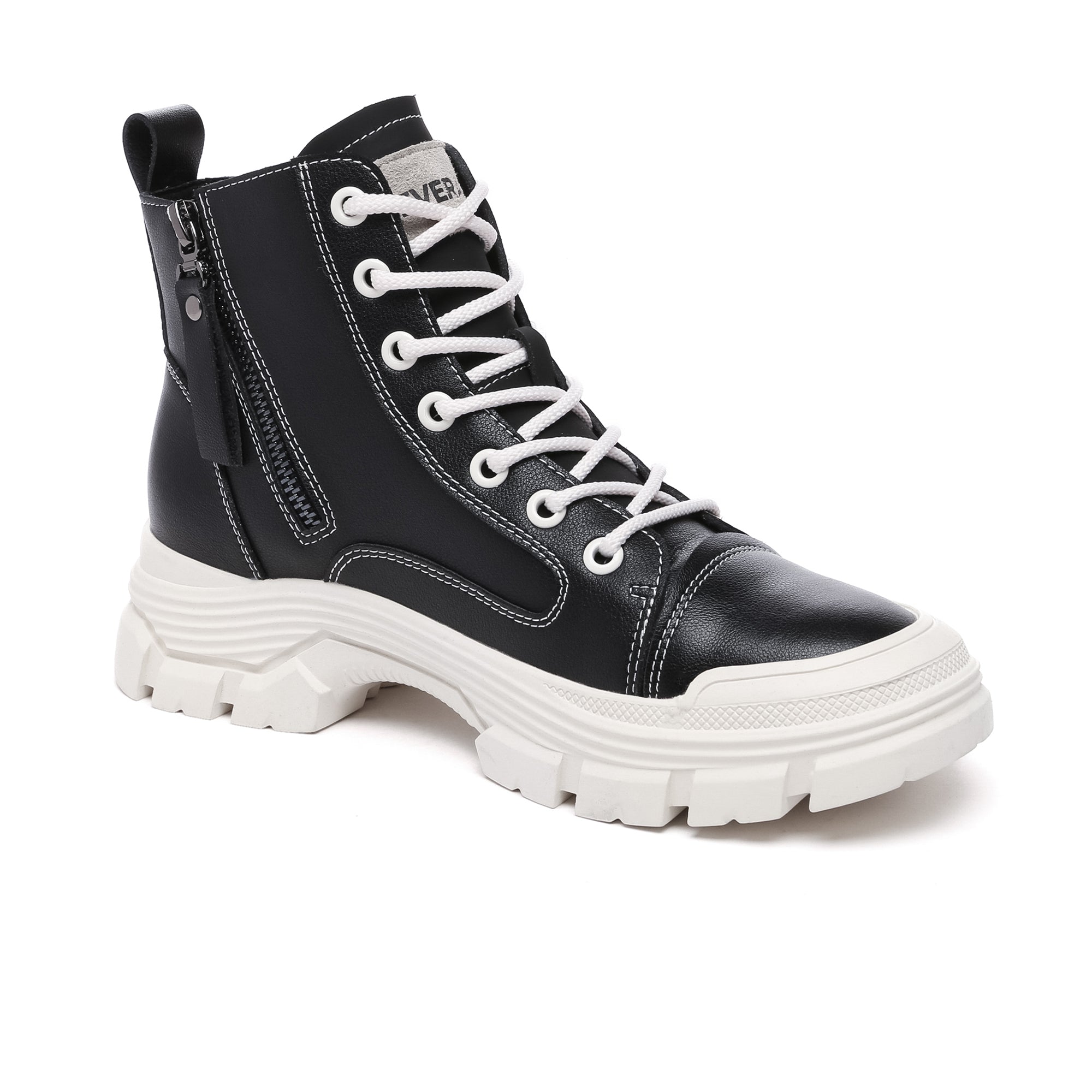 EverUgg leather chunky ankle boots for women, stylish sneakers with thick soles and ankle-high design, perfect for casual wear.