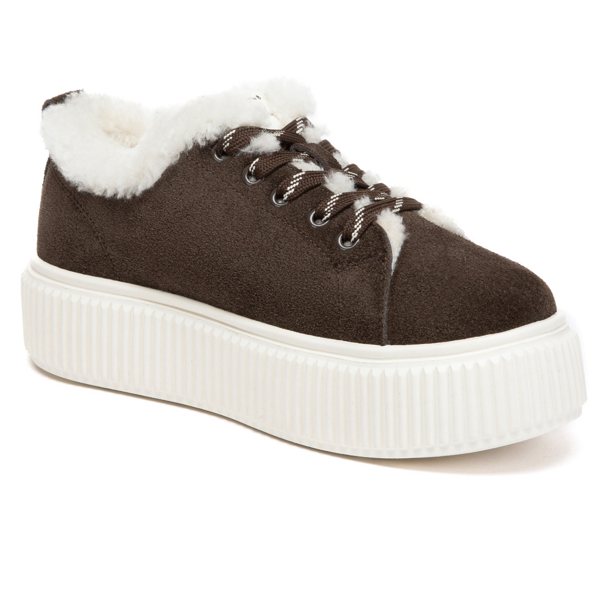EverUgg Lorne UGG platform sneakers showing beige shoes with chunky soles and stylish design, perfect for casual wear.