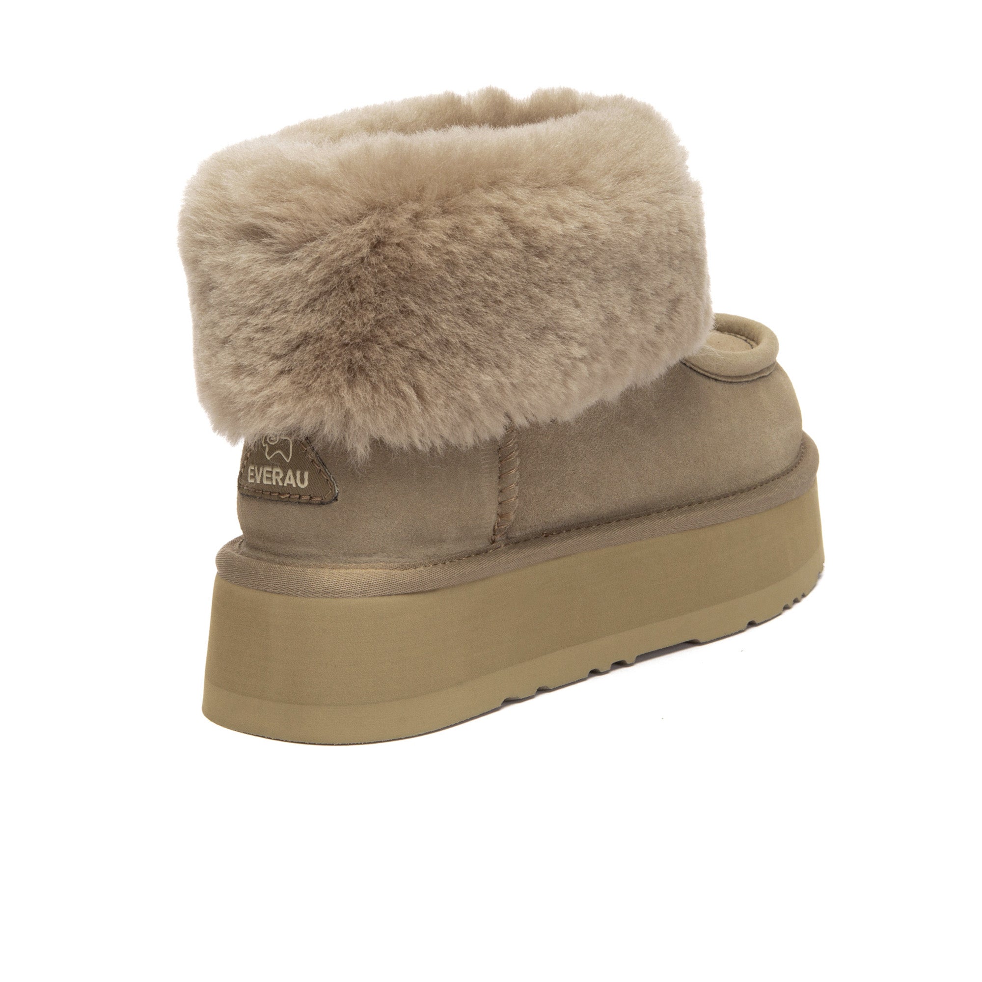 EverUgg Luffy ankle platform UGG slippers with soft fur lining and chunky sole, stylish and comfortable for casual wear.