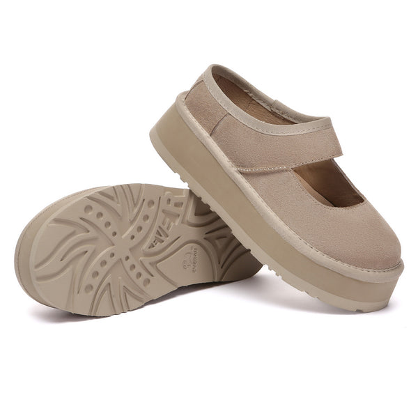 EverUgg Mary Jane platform slippers featuring a stylish strap design and comfortable cushioned soles.