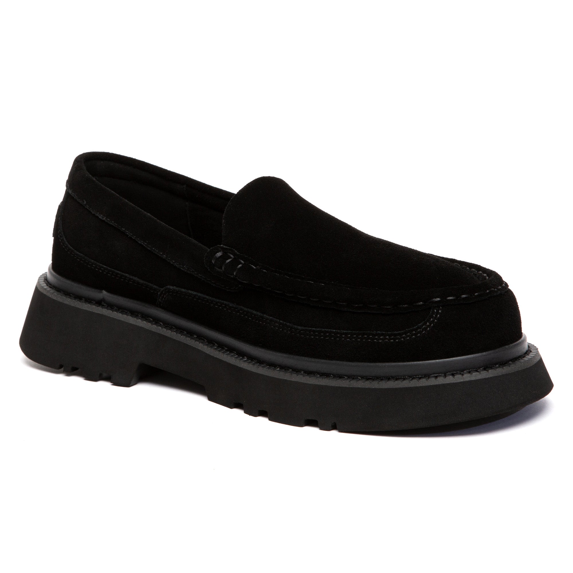 Men's casual UGG loafers by EverUgg, featuring soft leather flats with stitching detail and slip-on design for comfort.