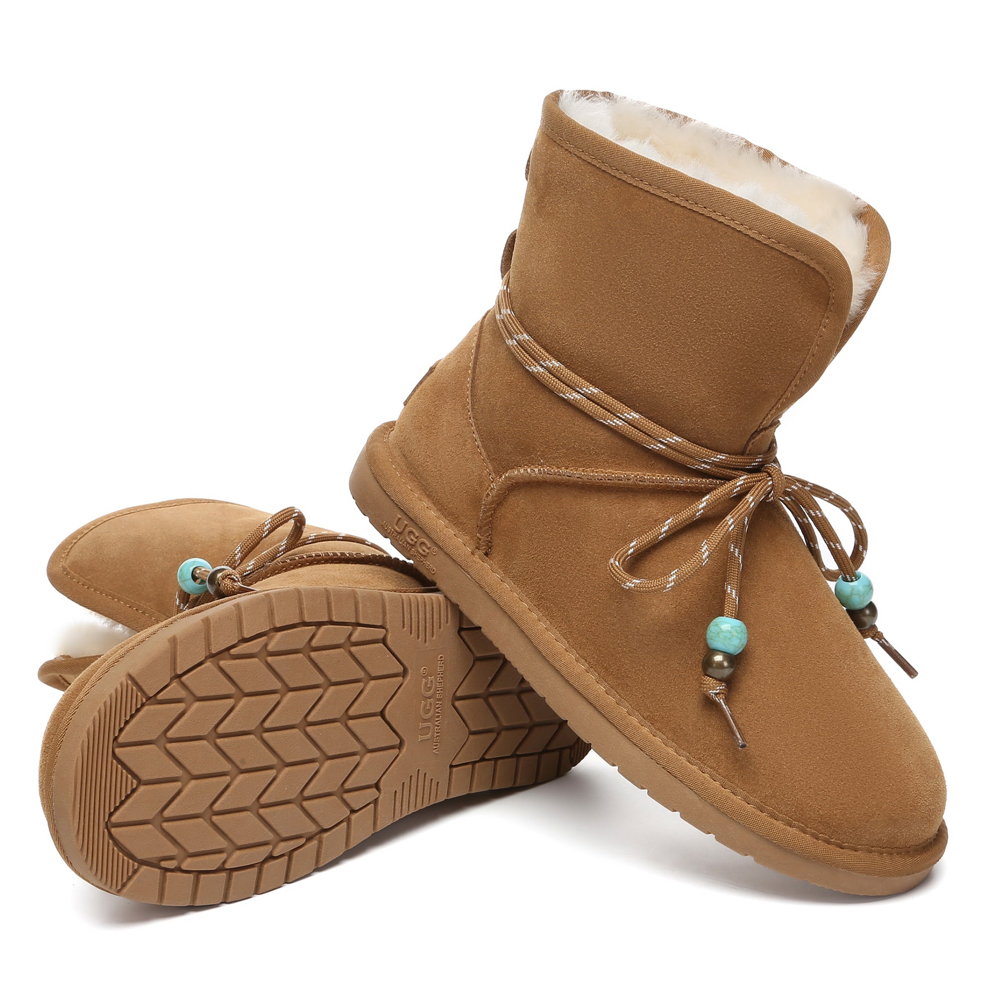 Mini foldable ankle UGG boots by EverUgg, stylish women's shoes with a soft, foldable design and cozy sheepskin lining.
