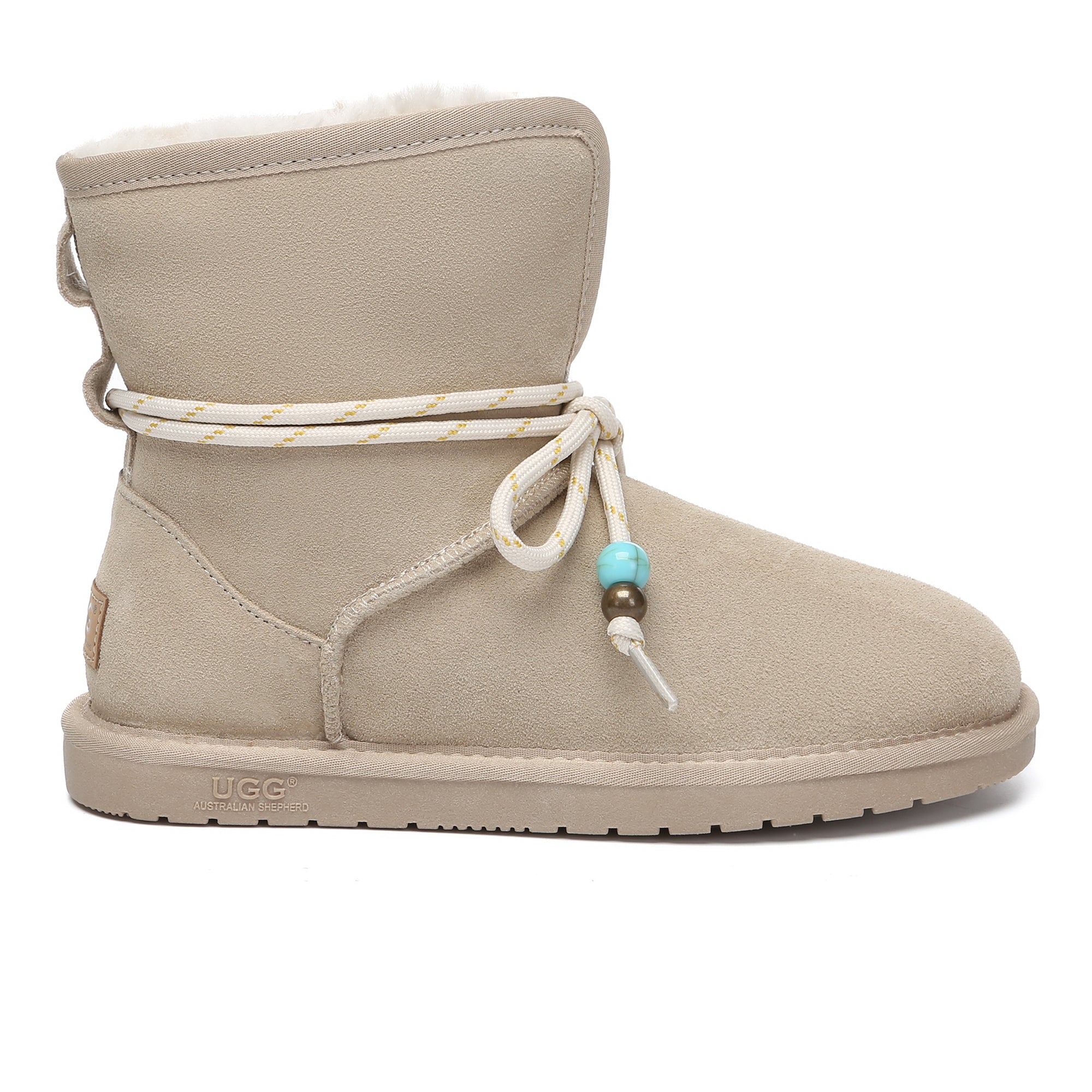 Mini foldable ankle UGG boots by EverUgg, stylish women’s shoes with a compact, foldable design for versatile fashion and comfort.