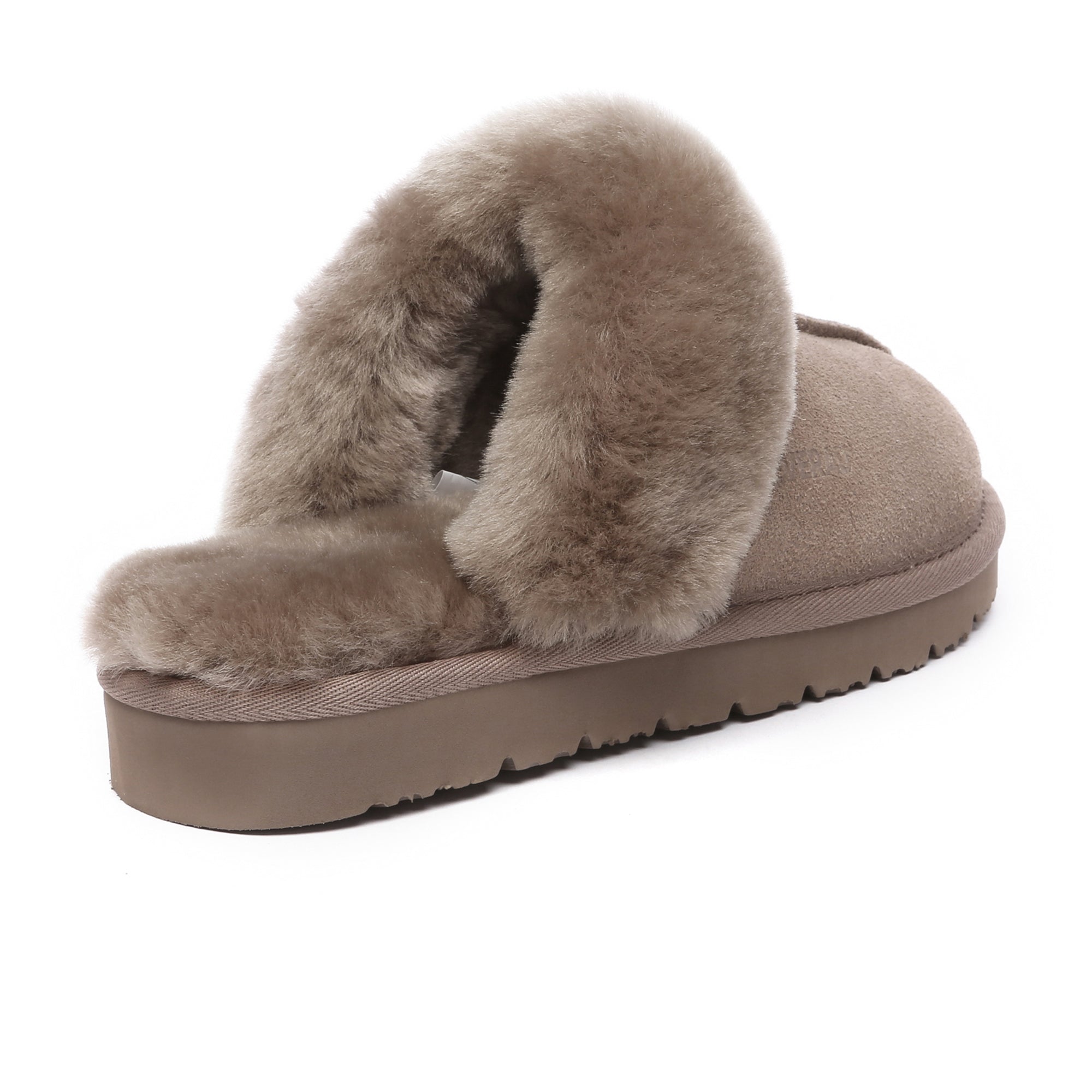 EverUgg Muffin Sheepskin Winter Slippers showing cozy sheepskin lining and soft, warm slipper design for winter comfort.