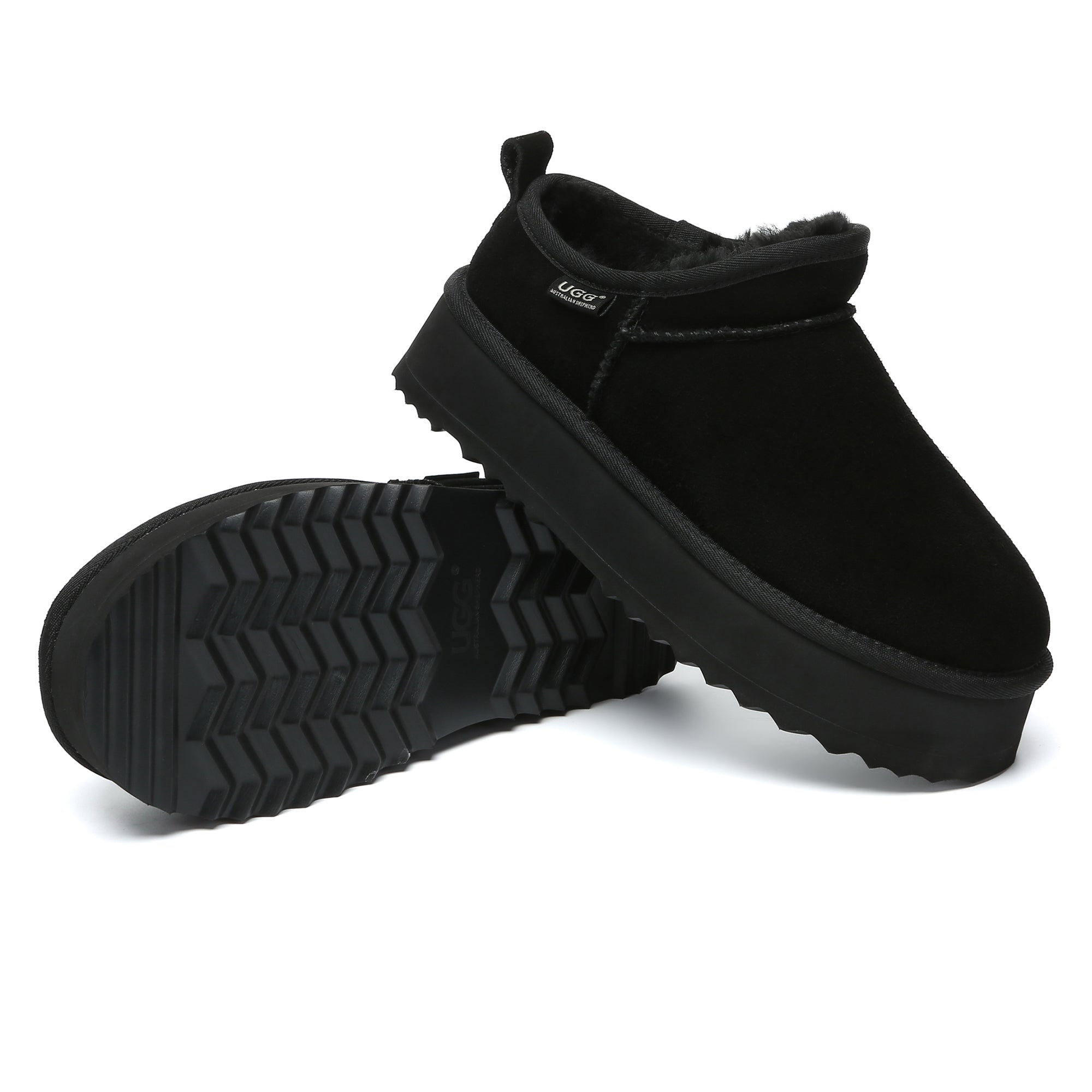 EverUgg Nano Classic Ankle UGG platform boots for women with beige suede exterior and plush sheepskin lining.