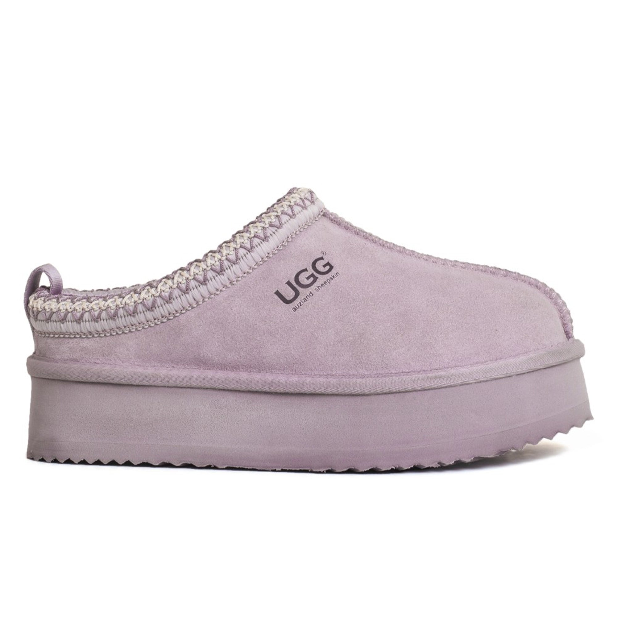 Auzland Mackenzie platform UGG slippers in cozy beige with plush lining and thick sole, suitable for indoor comfort.