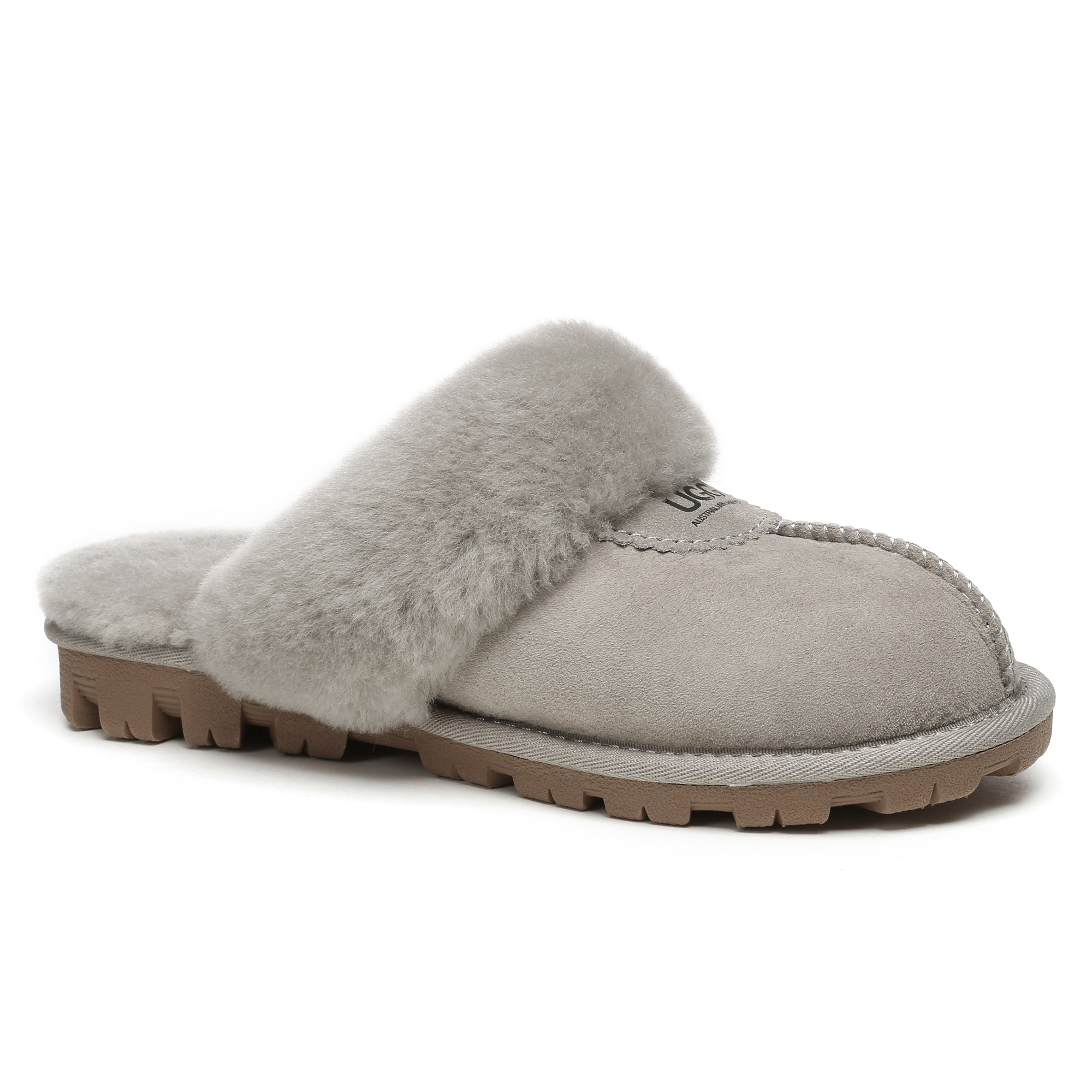 EverUgg premium anti-slip slippers for women, featuring soft plush lining and durable rubber soles, ideal for indoor comfort.