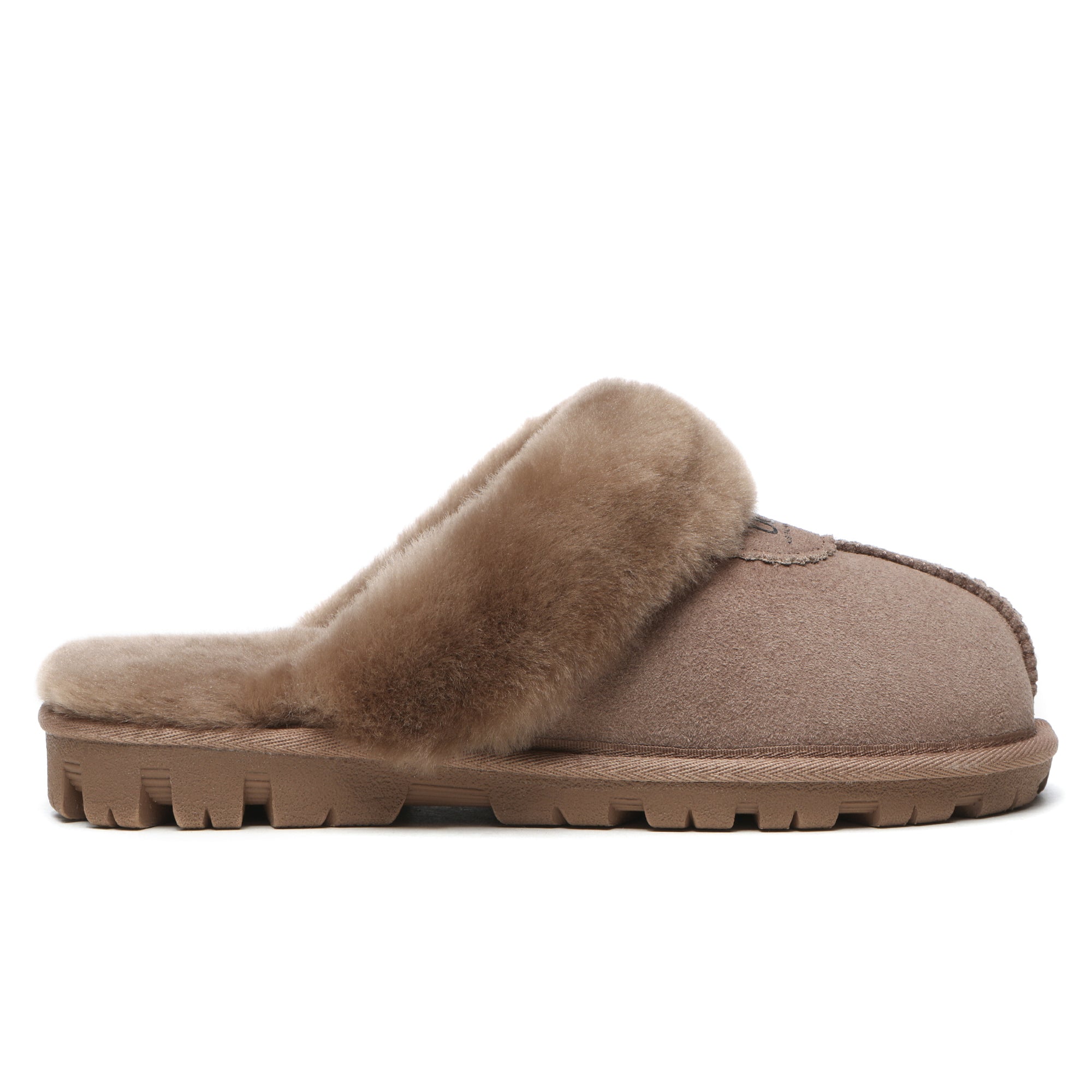 EverUgg premium anti-slip slippers for women with soft plush lining and durable rubber soles, ideal for indoor comfort.