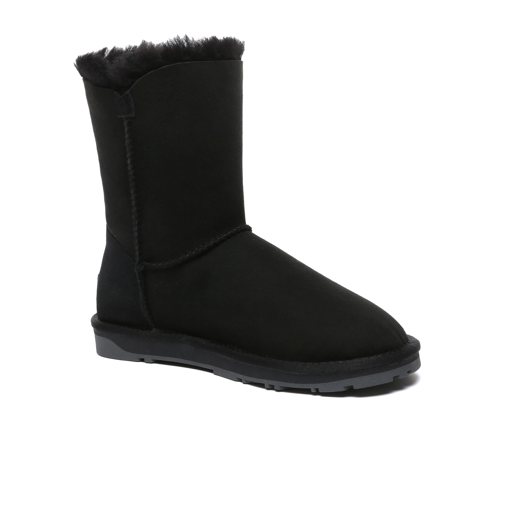 EverUgg premium short classic sheepskin UGG boots for women, showcasing soft sheepskin exterior and comfortable design.