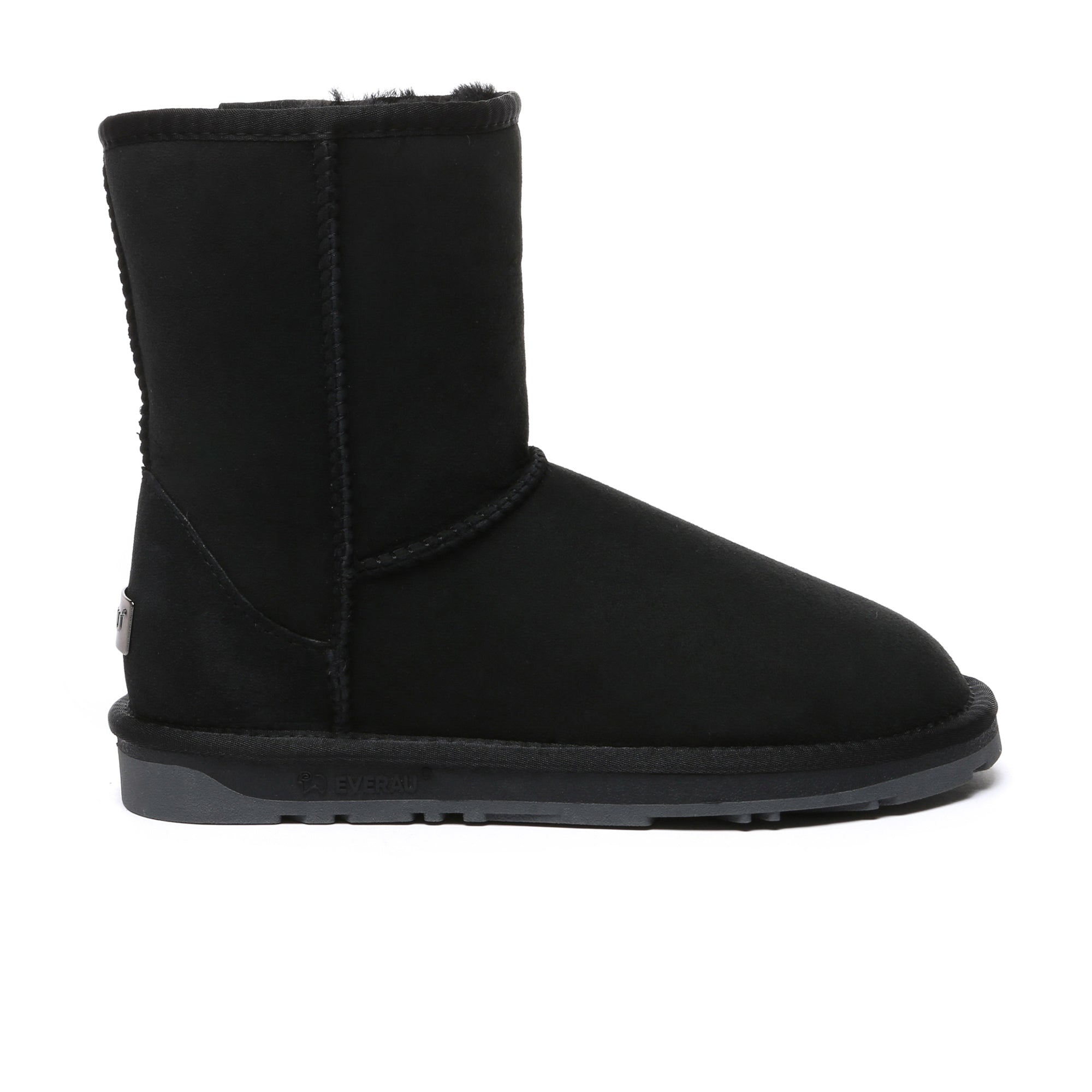 EverUgg premium short classic sheepskin UGG boots for women, featuring soft sheepskin lining and timeless design.