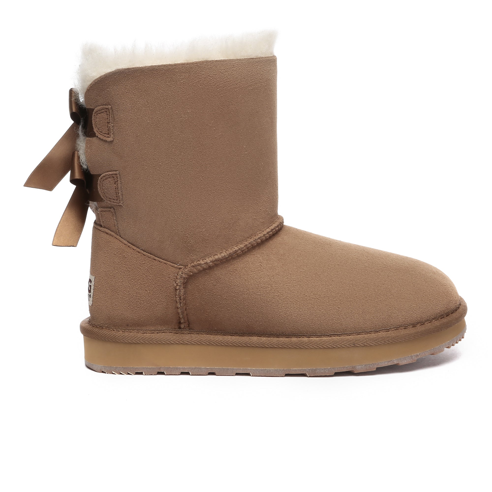 EverUgg Premium Urban Short Back Bow UGG Boots for women, stylish fashion shoes with a back bow detail and cushioned sole.