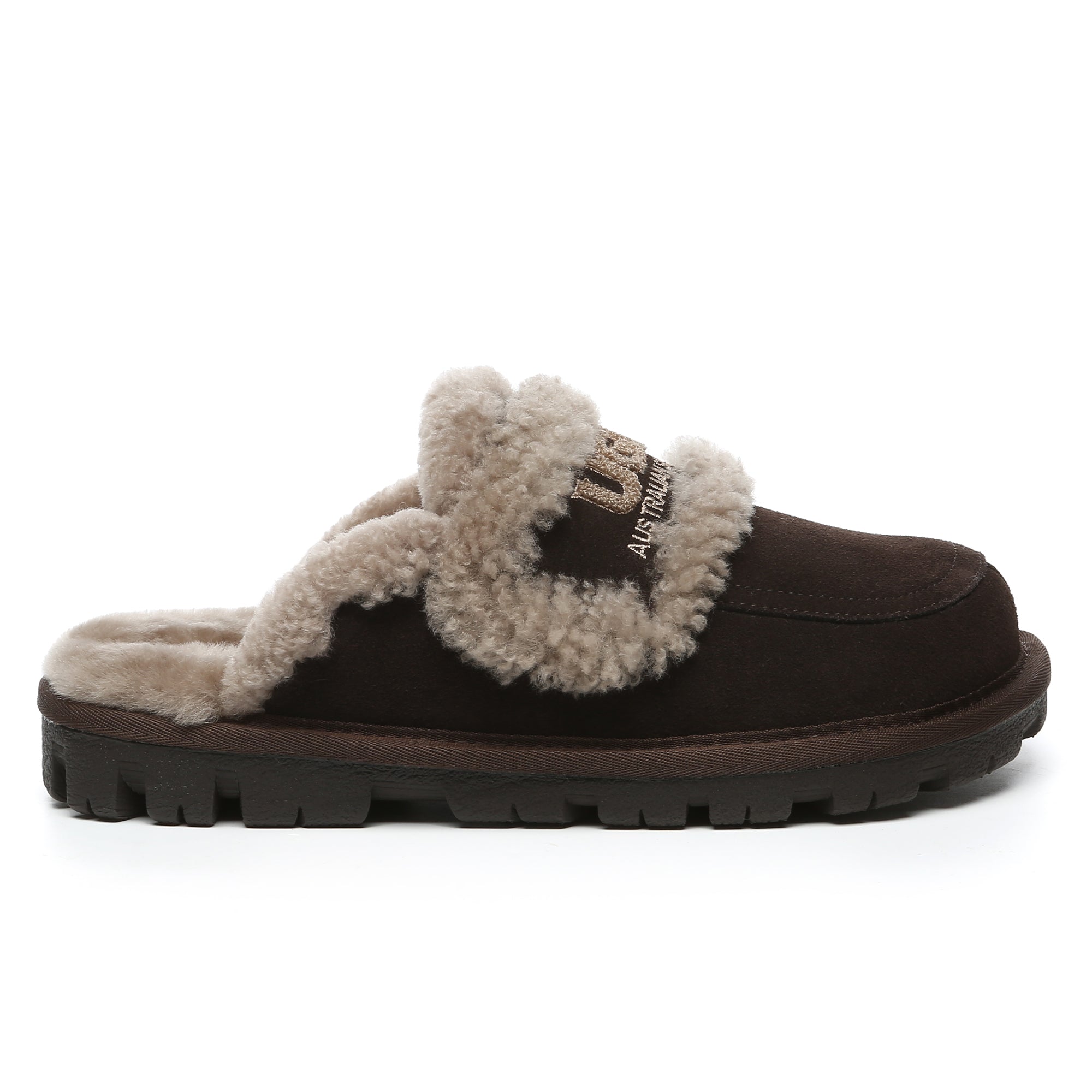 EverUgg Riley shearling wool UGG slippers for women with plush comfort sole and cozy shearling lining, ideal for indoor wear.
