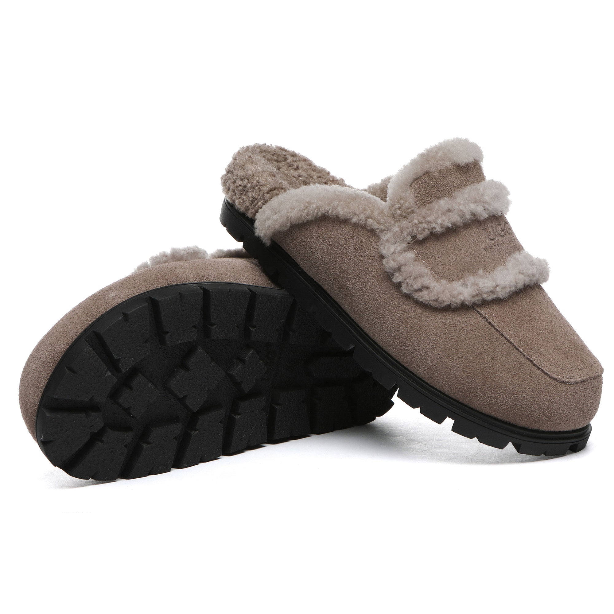 EverUgg Rome Shearling Premium UGG slippers in brown, stylish open-toe sandals with cozy shearling lining.