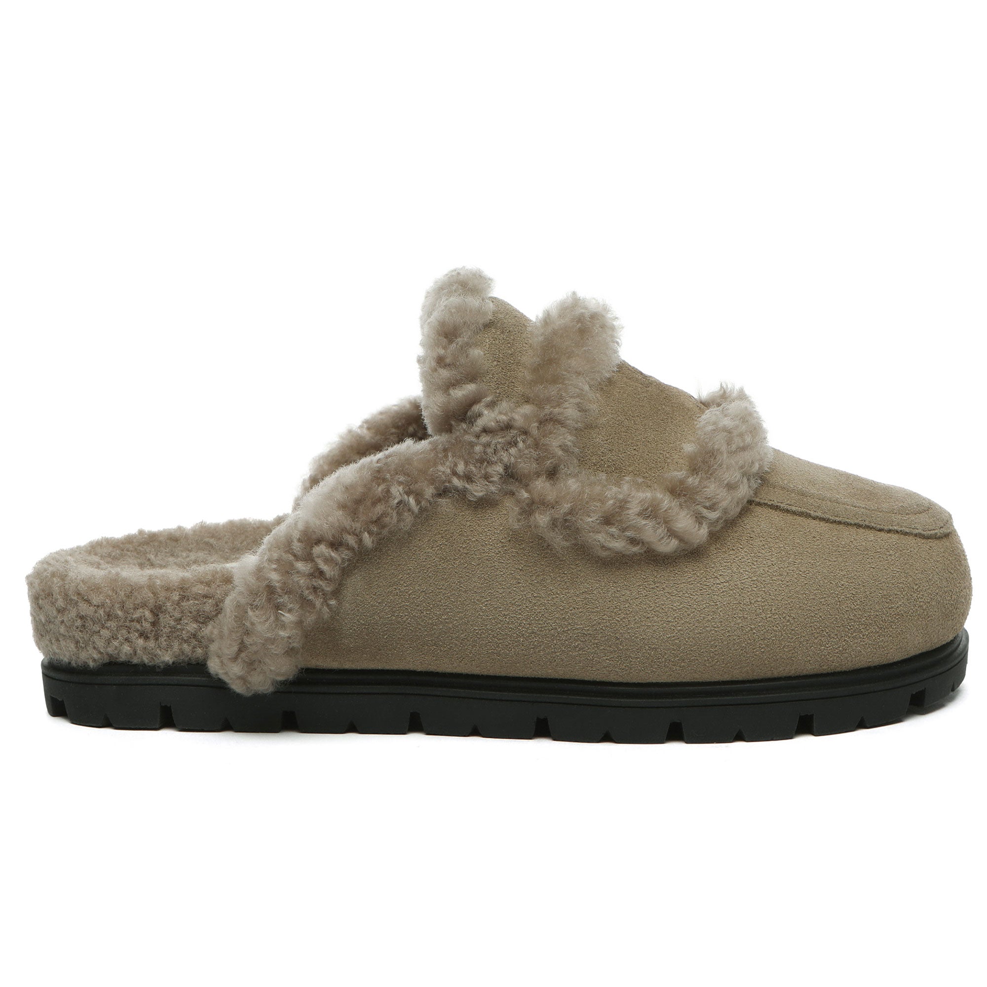 EverUgg Rome Shearling Premium UGG slippers in sandal style, featuring soft shearling lining and comfortable slip-on design.