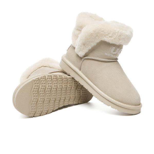 EverUgg shearling ankle mini UGG boots for women, featuring plush shearling lining and stylish ankle-high design.