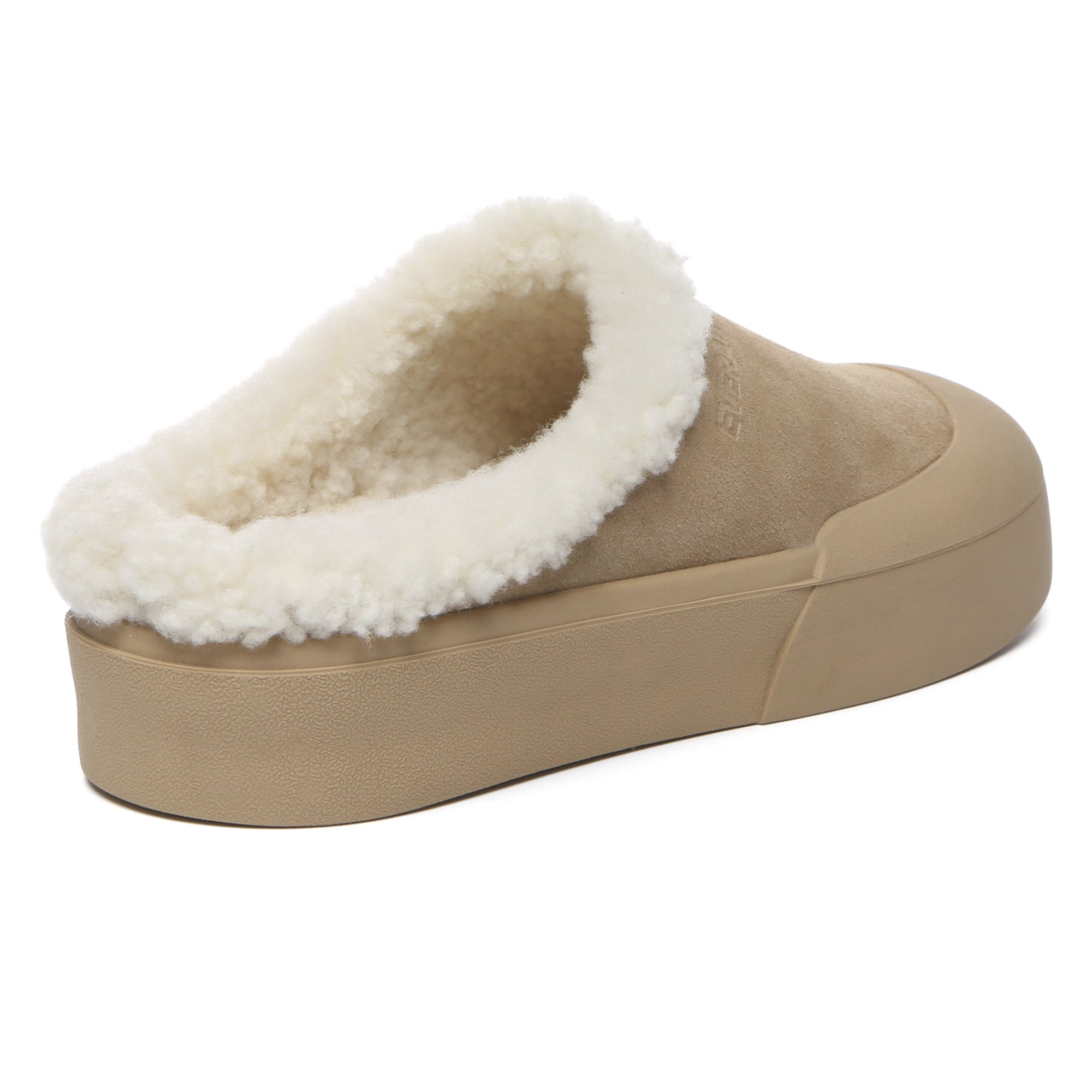 EverUgg Staney Wool Comfort Sole women's slip-on slippers with soft wool lining and cozy UGG scuff design.