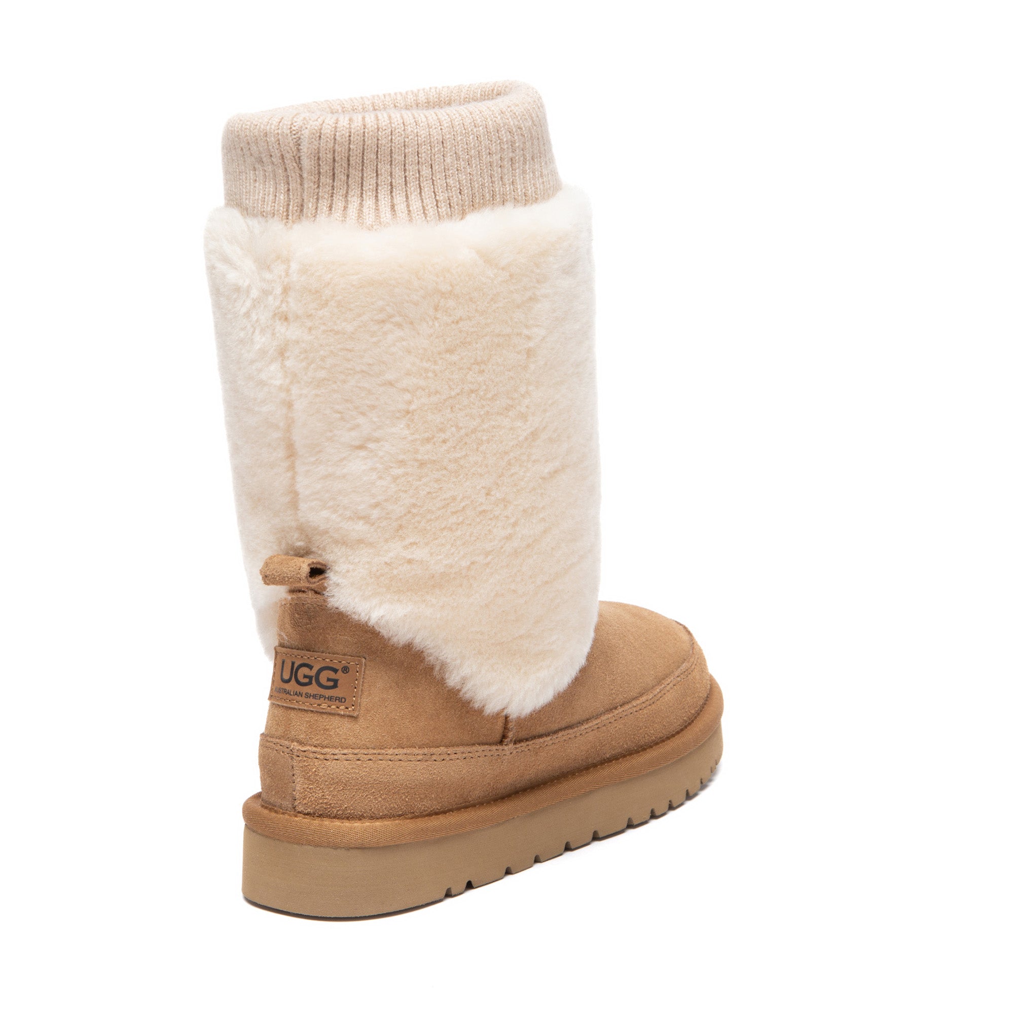 EverUgg stretchy short UGG boots with a snug fit, featuring soft material and a classic design for comfort and style.