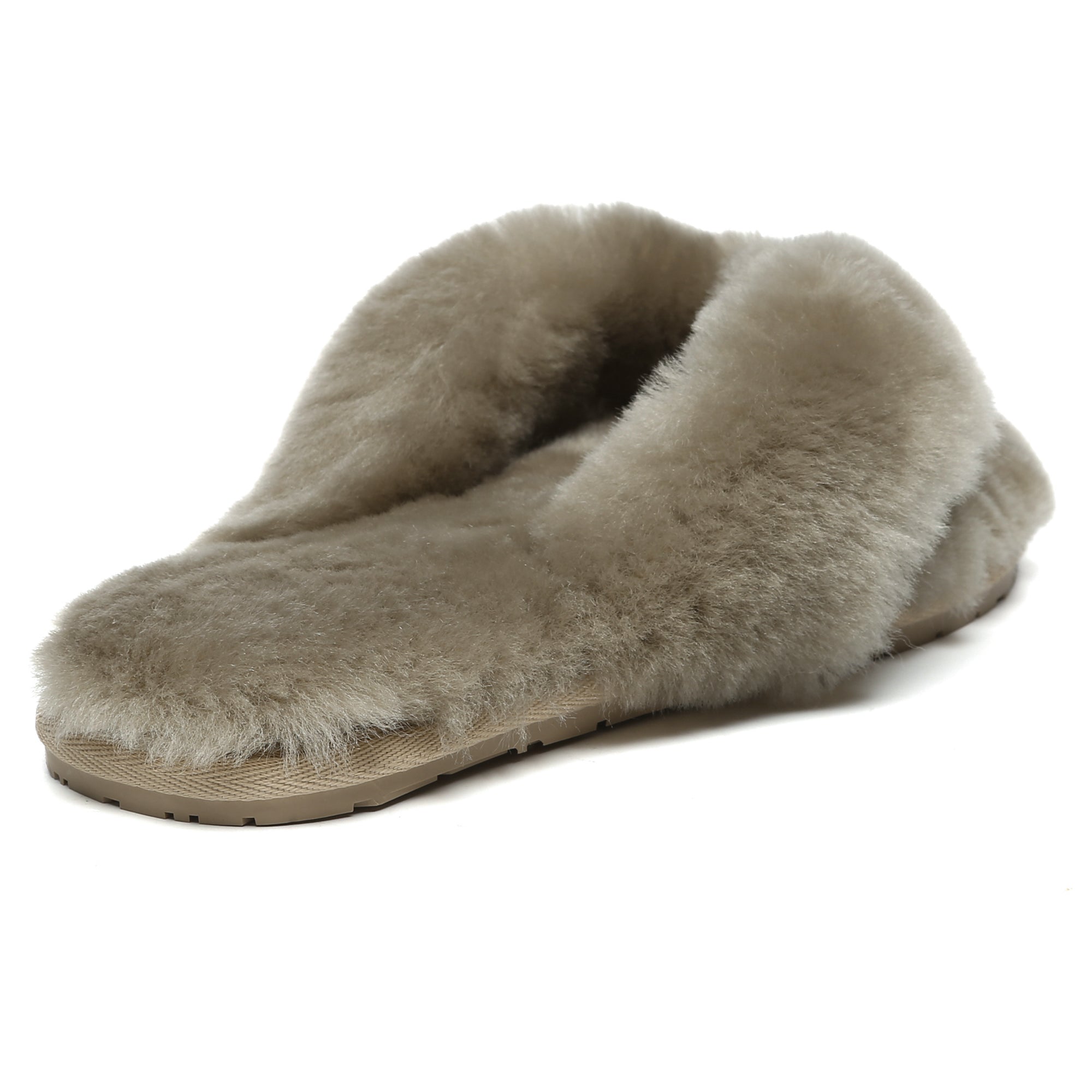 EverUgg fluffy thong slides for women with soft plush material and casual slip-on design, perfect for comfortable summer wear.