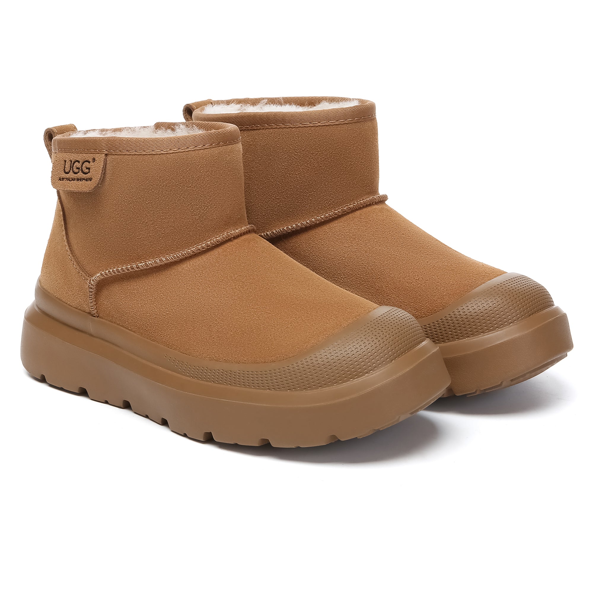 EverUgg UGG outdoor mini classic platform boots for women, showing the black leather exterior and rugged sole.
