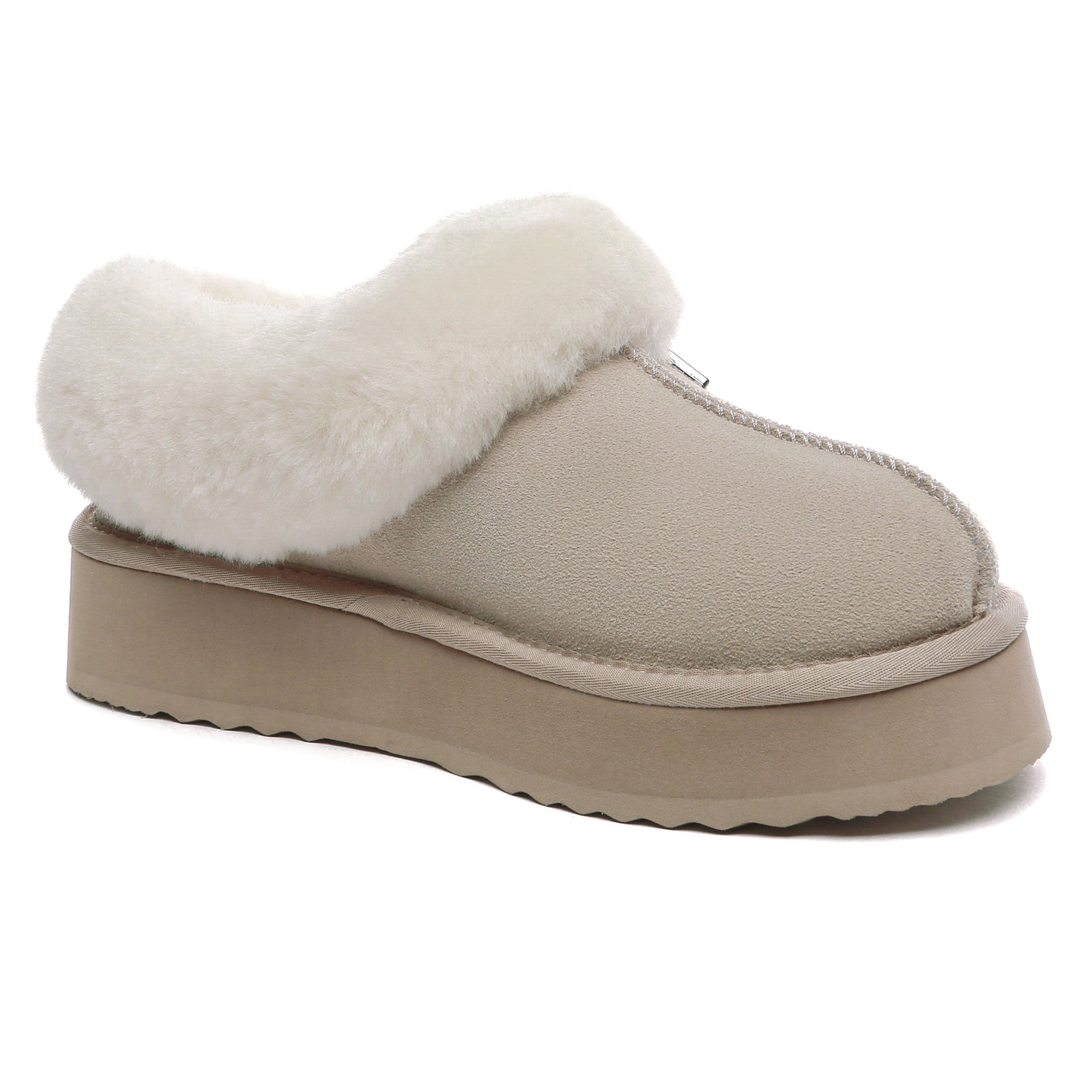 EverUgg platform ankle slippers, cozy shoe style with thick soles and soft material, ideal for casual wear and comfort.