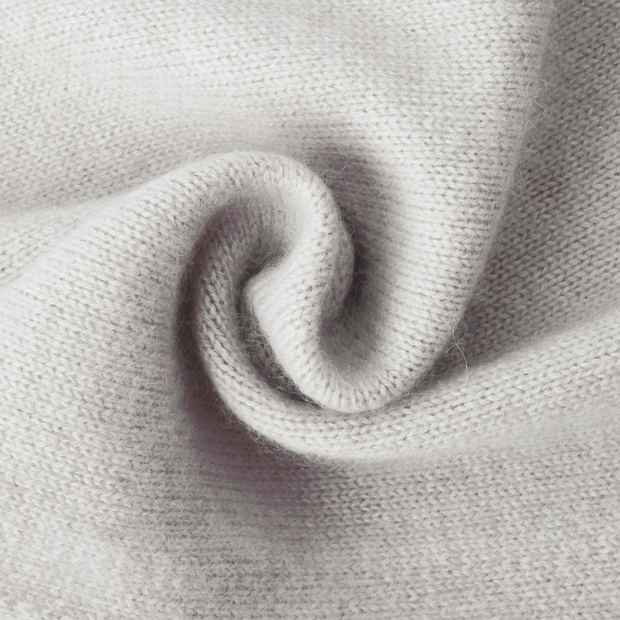 EverUgg UGG Premium Cashmere Scarf featuring soft, luxurious cashmere fabric with a classic design, perfect for stylish warmth.