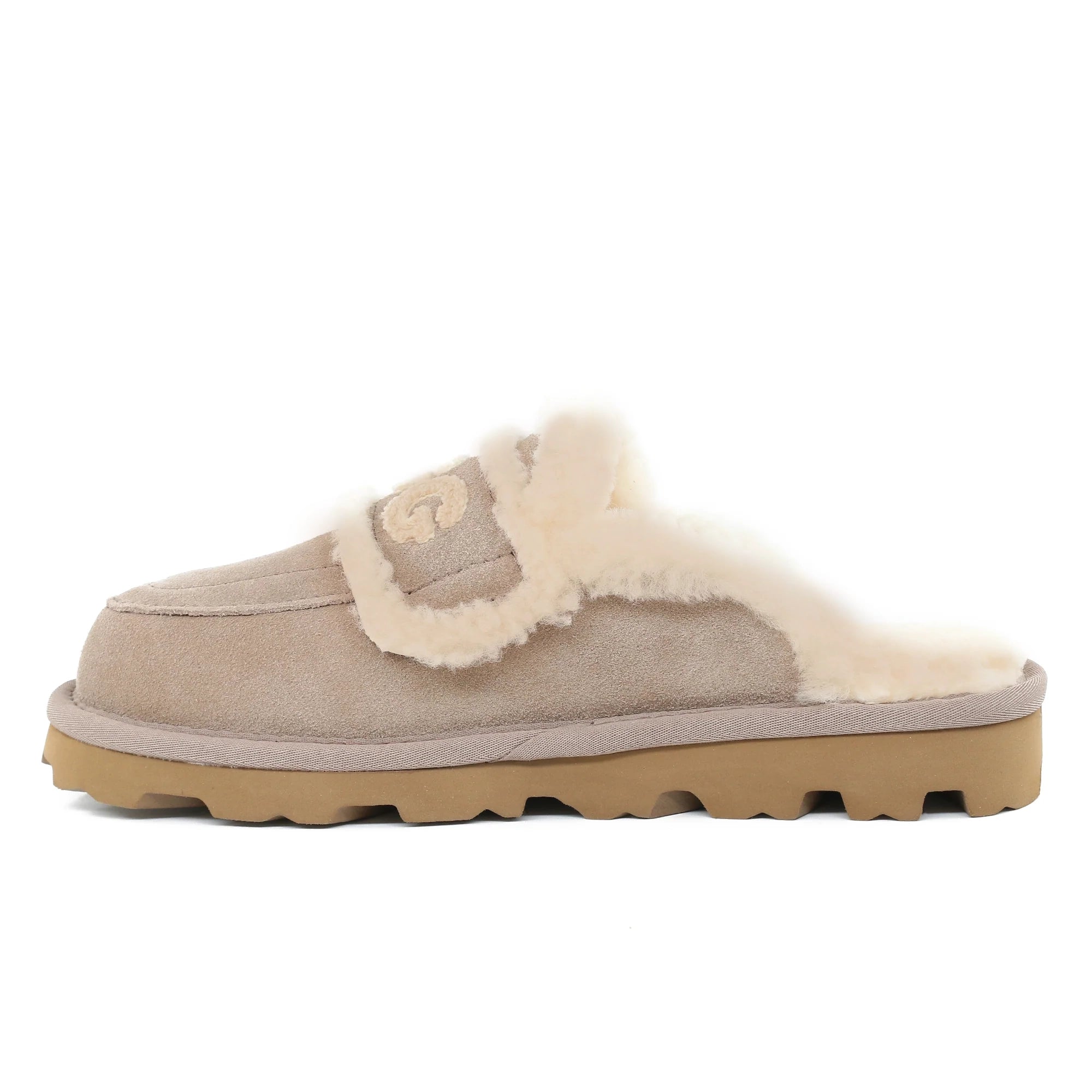 Auzland UGG shearling comfort sole slippers for women, featuring plush shearling lining and cozy slip-on shoe design.
