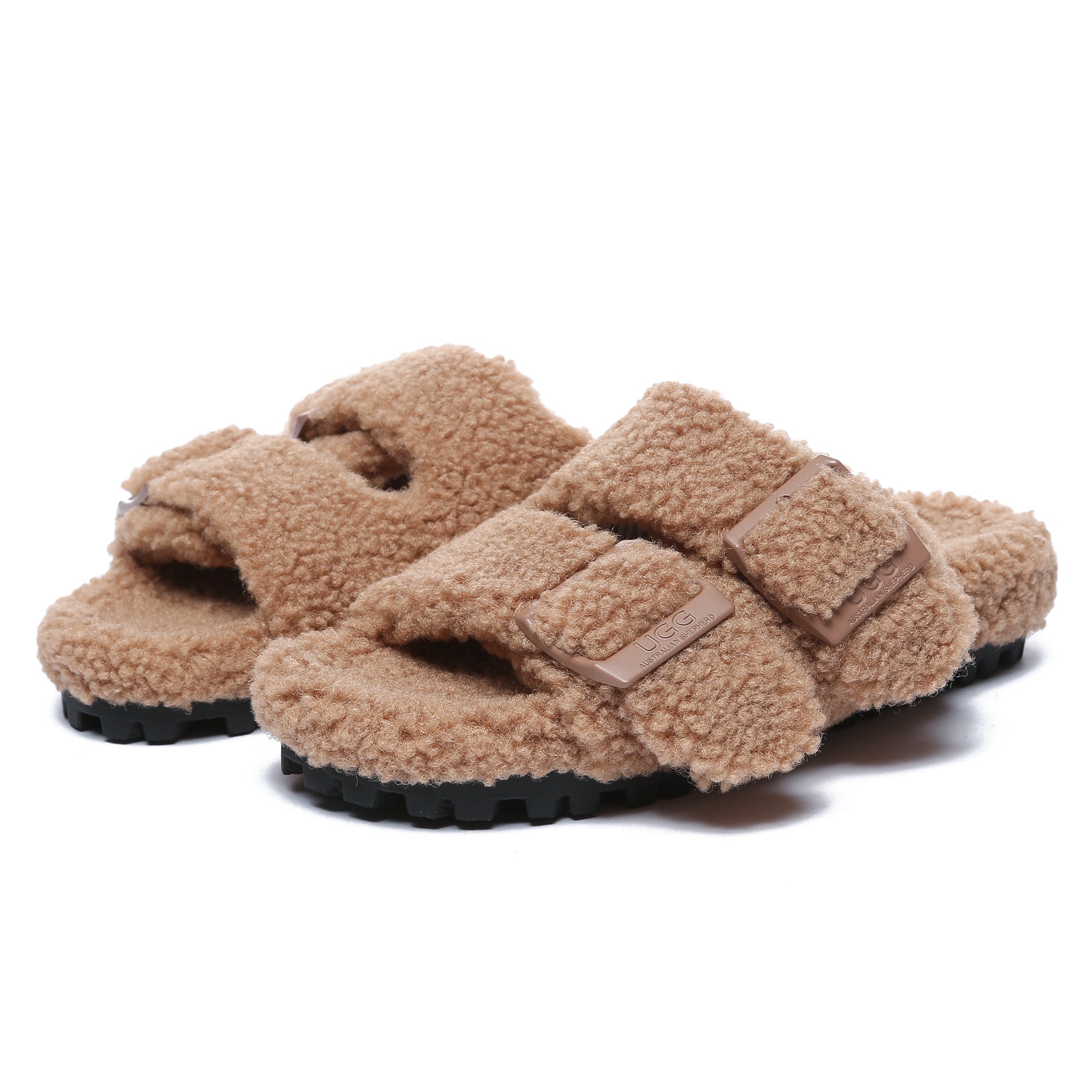EverUgg women's UGG slippers with adjustable buckle sandal slides, featuring comfortable design and stylish details.