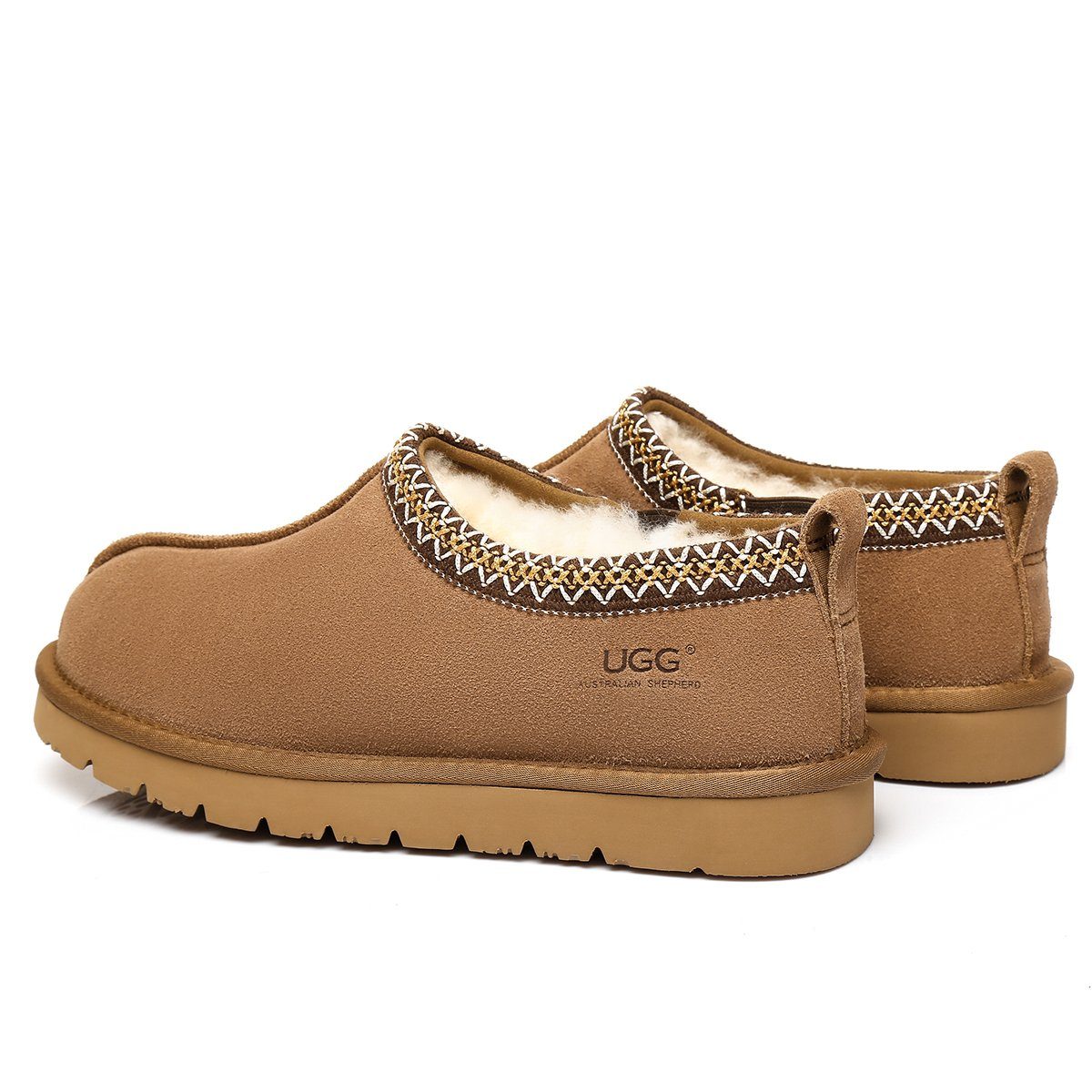 EverUgg Vince Premium UGG slippers for men featuring soft sheepskin and comfortable slip-on design.