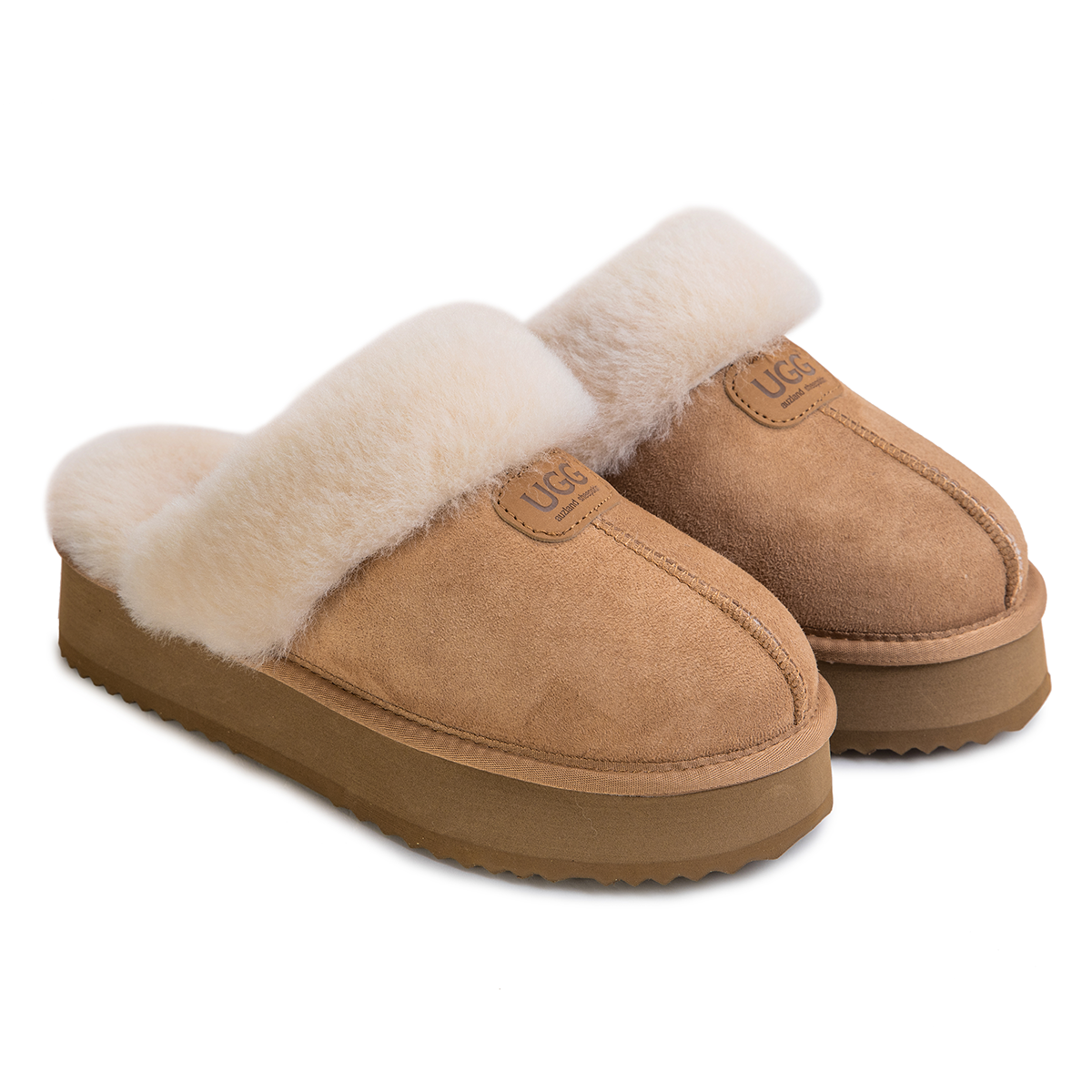 Auzland Willow platform UGG slippers with cozy fur lining and chunky sole, shown in chestnut color.