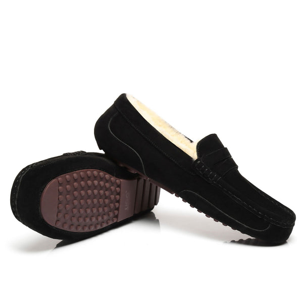 EverUgg premium men’s sheepskin moccasin shoes with soft interior and classic design, perfect for comfortable casual wear.