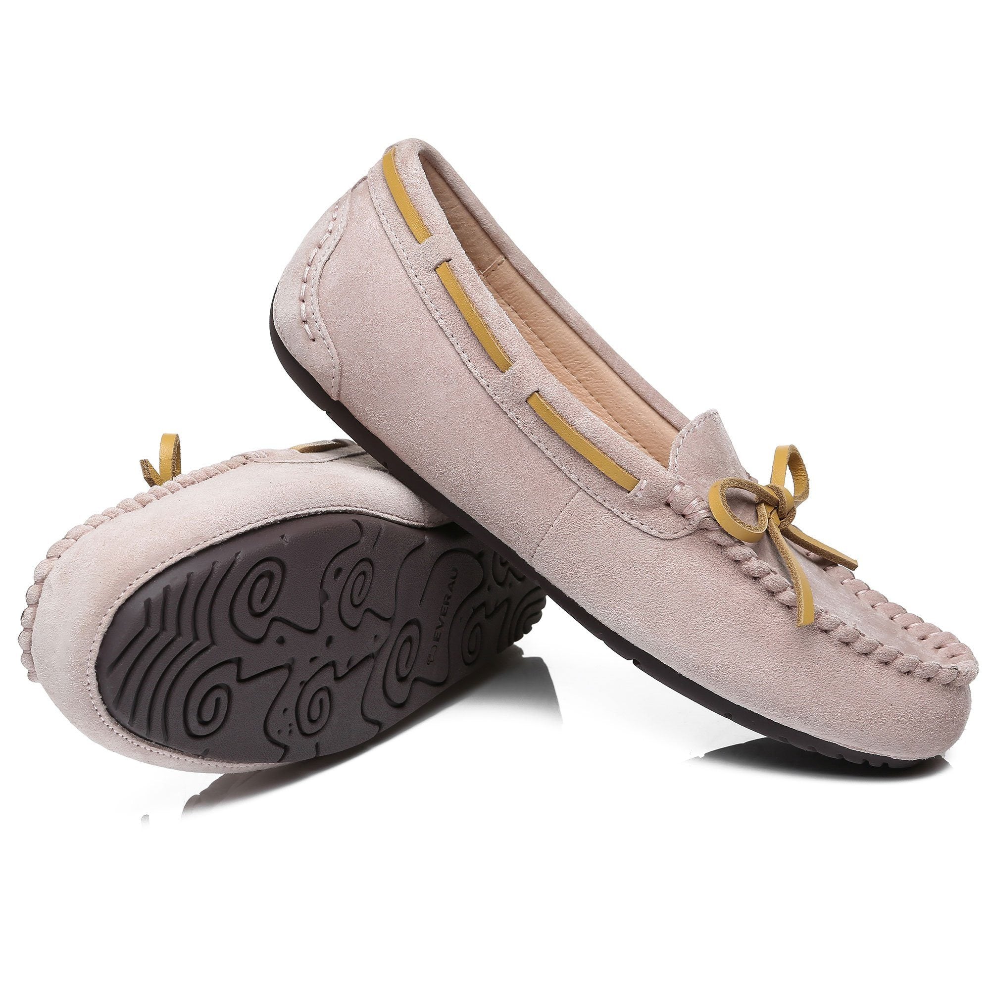 EverUgg premium summer women's moccasin shoes in soft leather with a comfortable slip-on design and stylish stitching details.