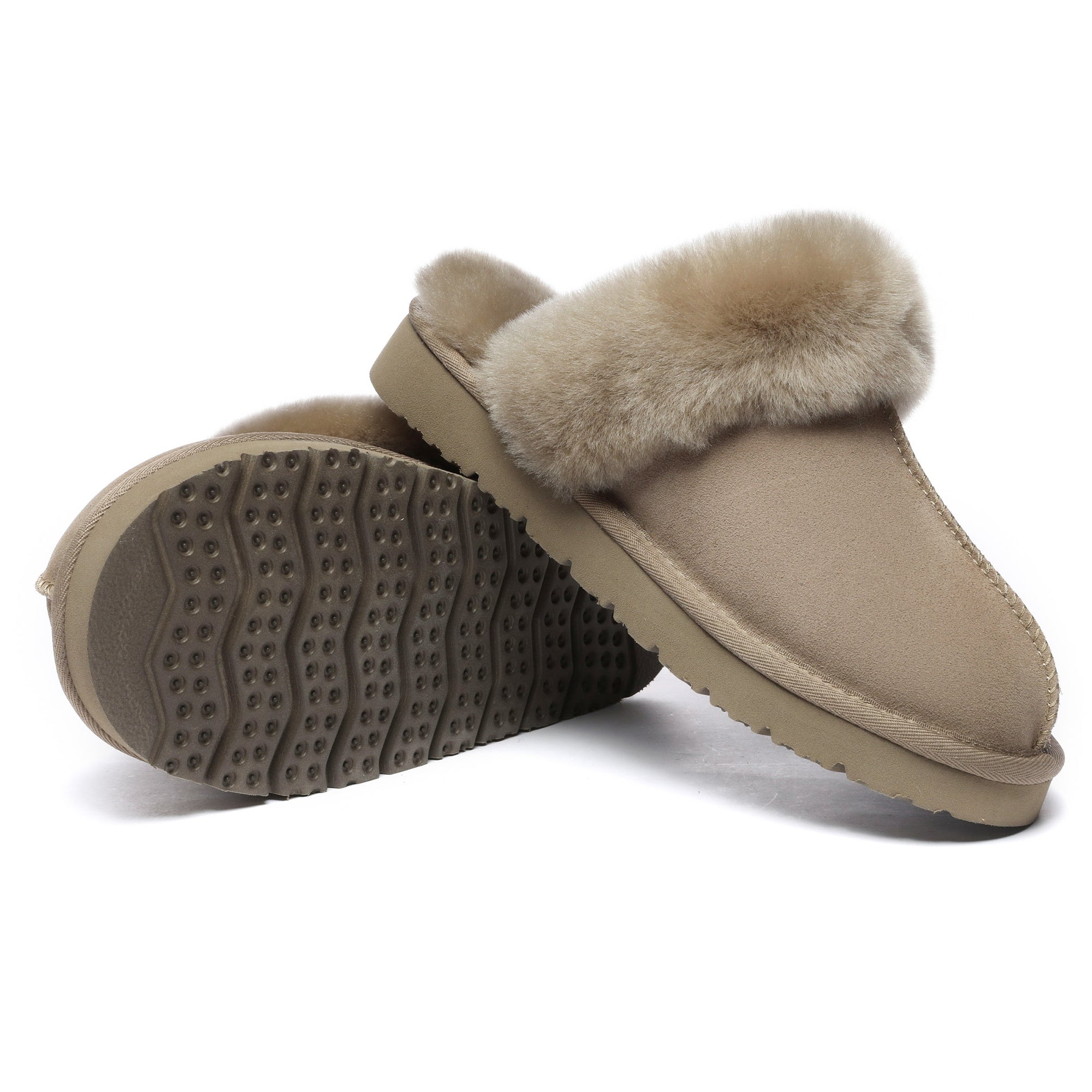 Soft beige EverUgg women's UGG slippers with plush lining and slip-on design, perfect for cozy indoor comfort.