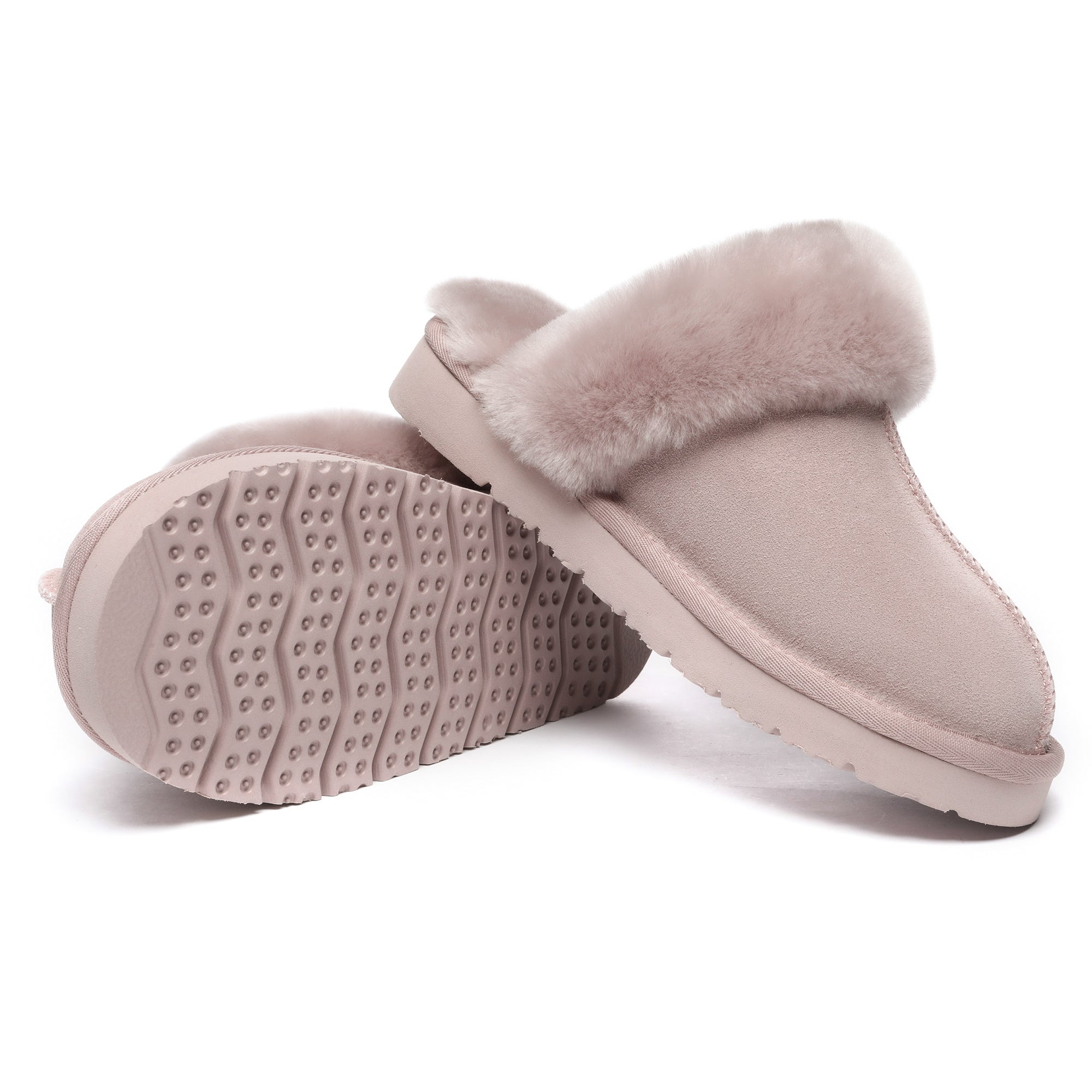EverUgg premium women's UGG slippers with soft plush interior and cozy slip-on design, perfect for comfortable indoor wear.