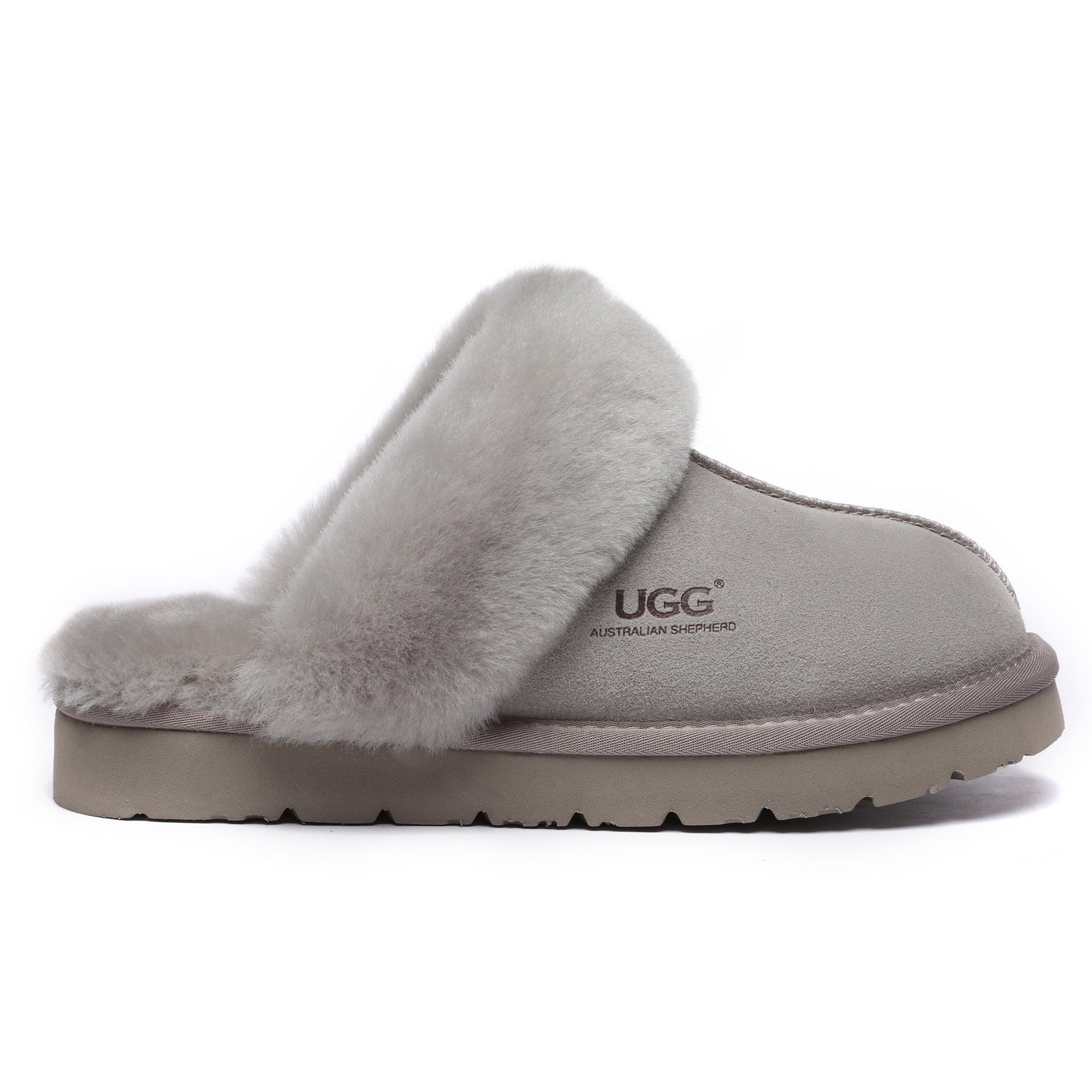 EverUgg women's premium UGG slippers with soft, cozy fur lining and durable sole, perfect for comfortable indoor wear.