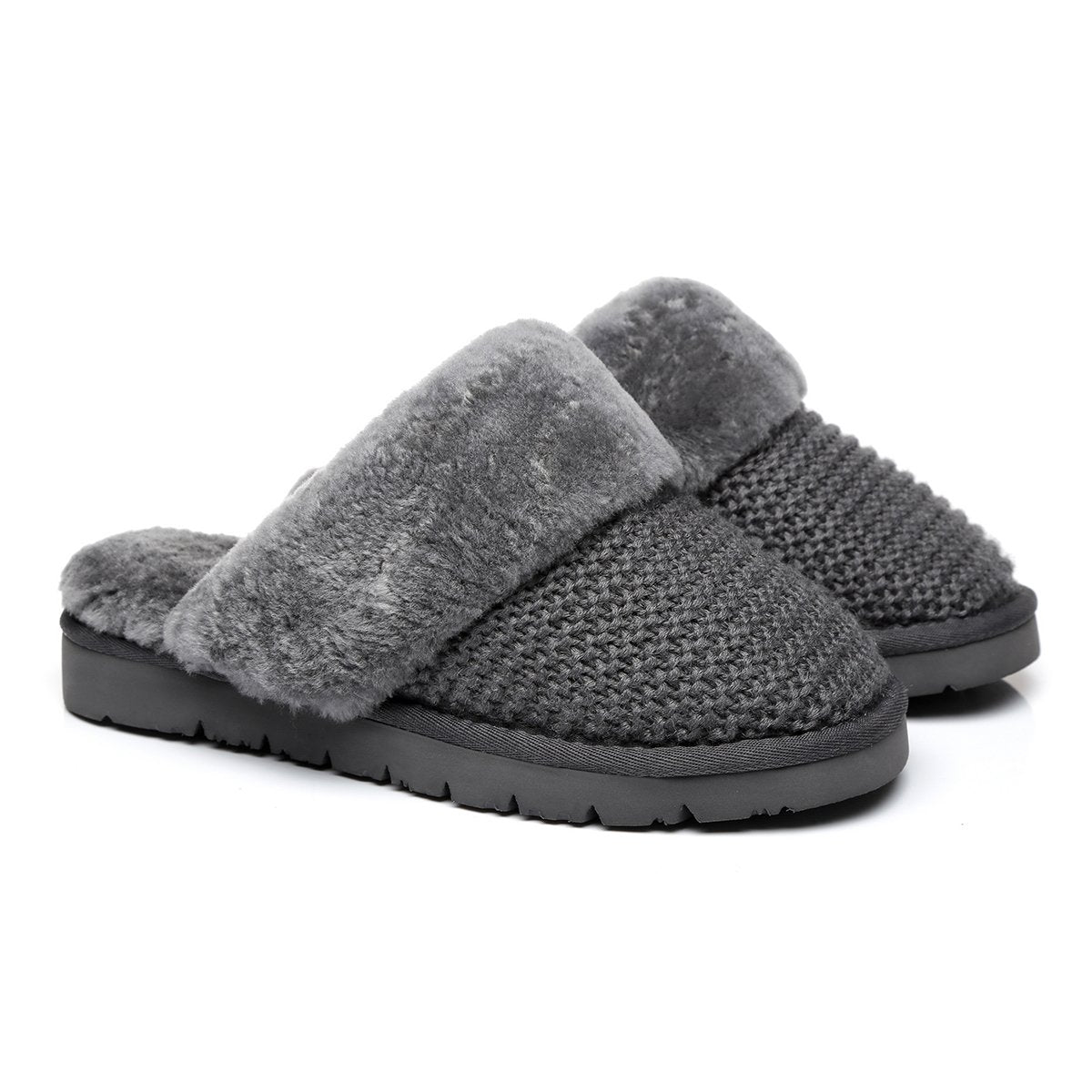 EverUgg canvas slippers for women, casual slip-on shoes with a soft fabric upper and comfortable sole, ideal for indoor wear.