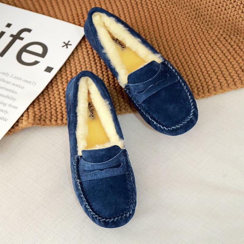 AuSnow UGG flats moccasin shoes for women, featuring soft slip-on slippers with a cozy, casual design and neutral color.