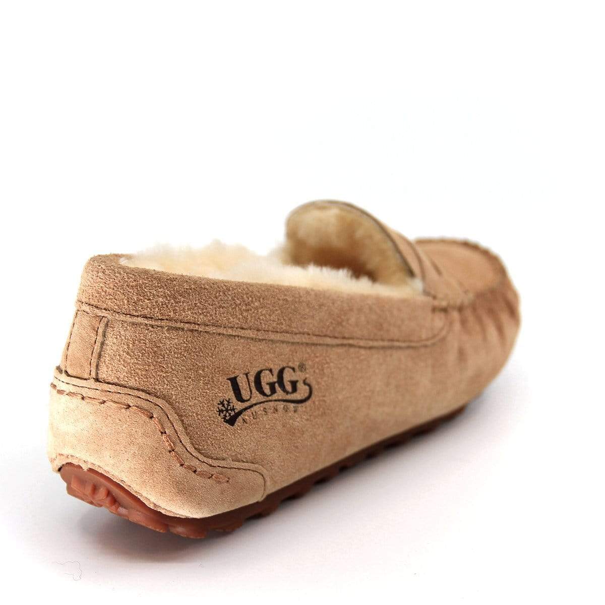 AuSnow UGG flats moccasin shoes for women, featuring soft material and slip-on design, shown in a close-up image.