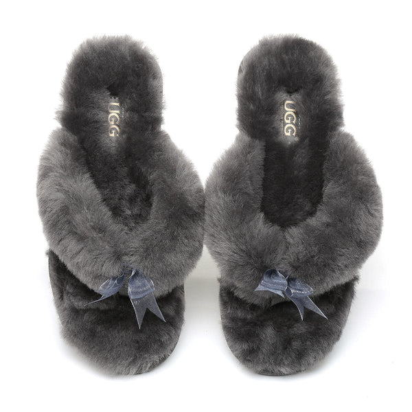 EverUgg Fluff Slippers for women, cozy plush slippers with thick fur lining and slip-on design, perfect for indoor comfort.