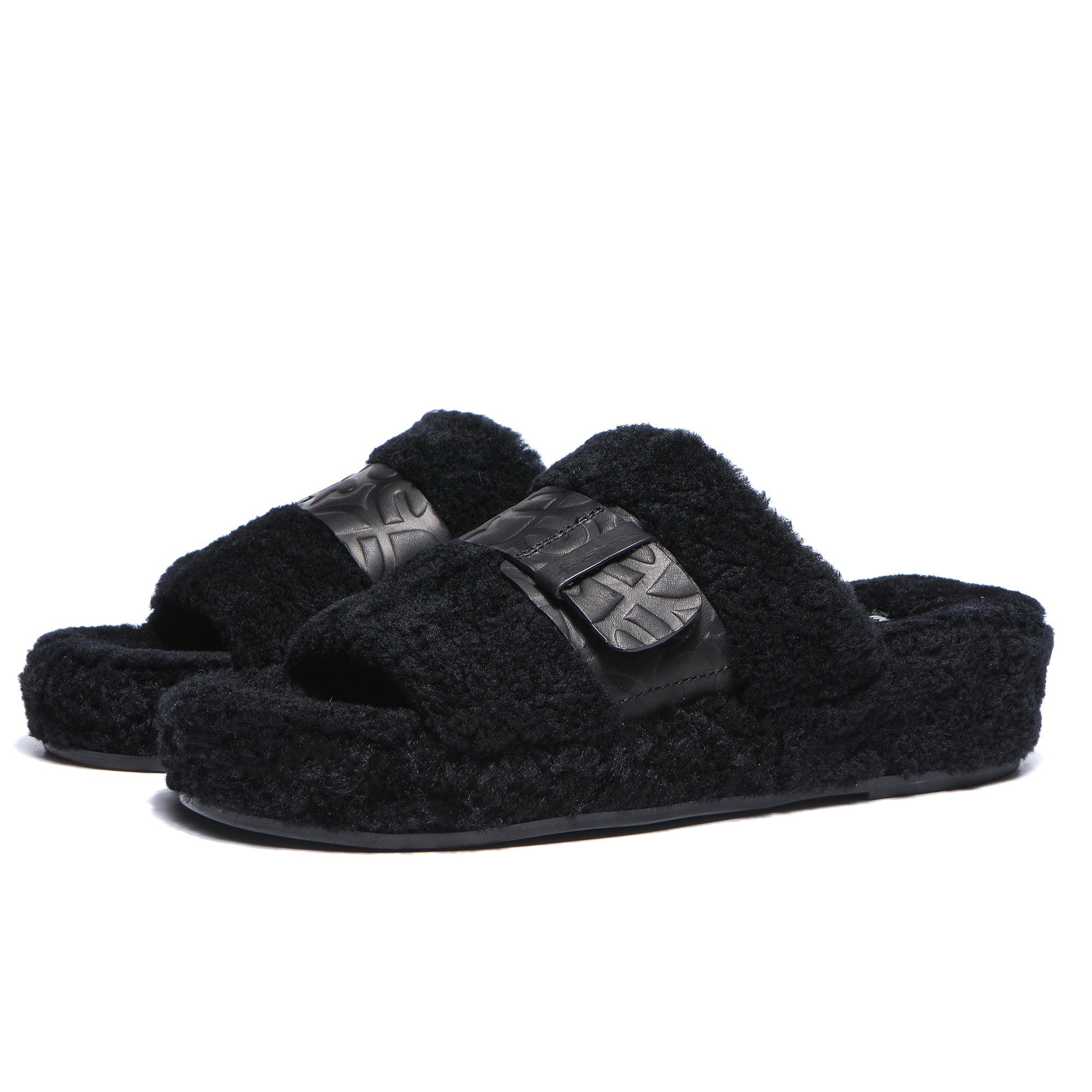 EverUgg UGG Georgie sheepskin wool slides for women, featuring soft, plush sheepskin material and open-toe design.