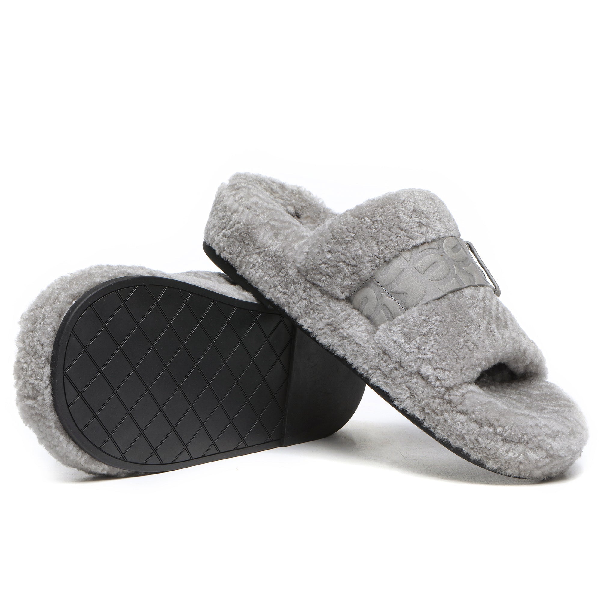 EverUgg UGG Georgie sheepskin wool slides for women, featuring soft, plush sheepskin and casual slip-on design.