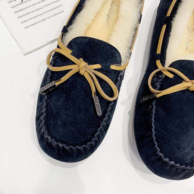 AuSnow UGG Ozsnow Premium Moccasin women's slippers with soft suede exterior and cozy lining, perfect for comfortable indoor wear.