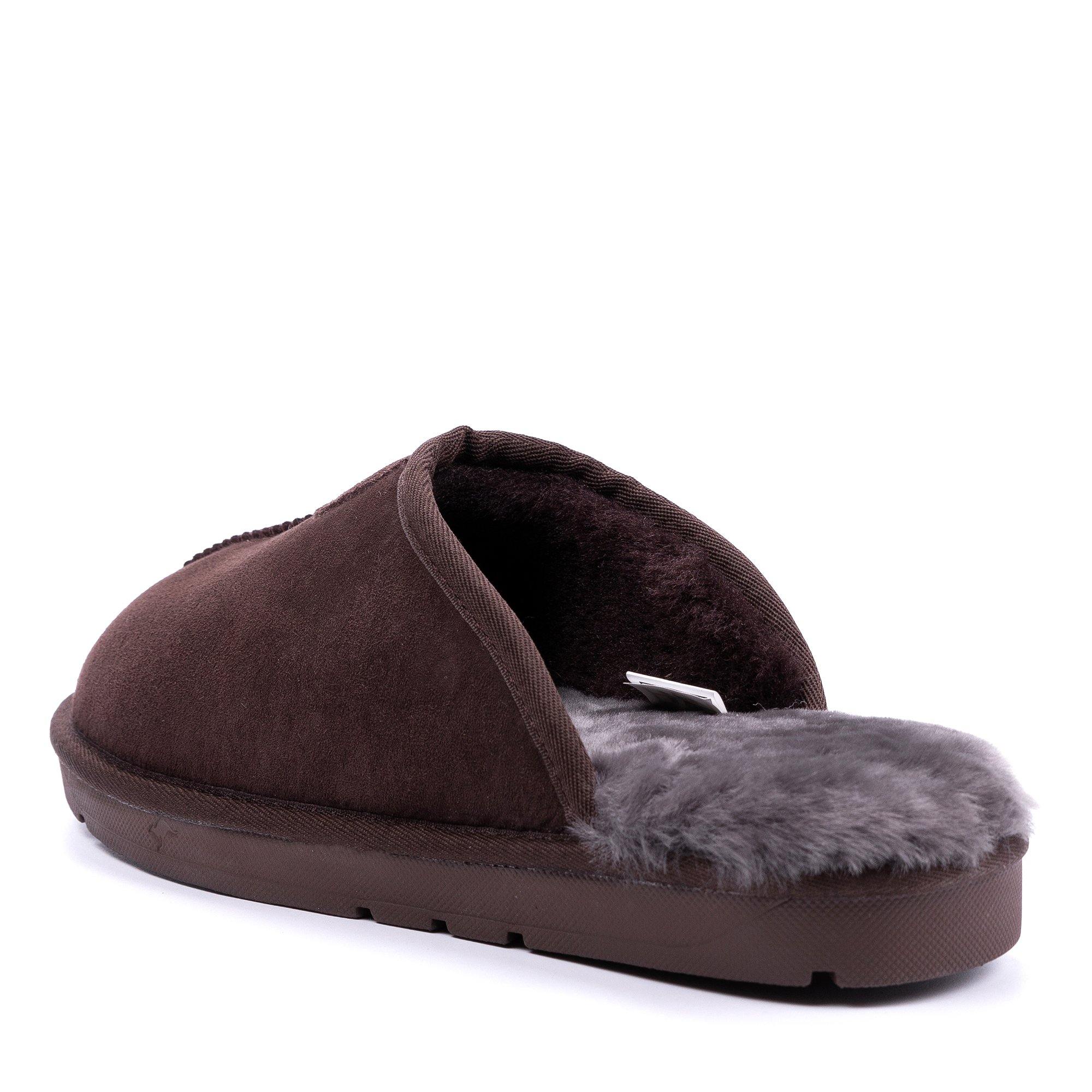 Roozee UGG Roozee Men Scuff slippers in chocolate brown with soft, plush interior and slip-on design for comfortable wear